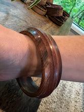Load image into Gallery viewer, Rosewood &amp; Jarrah Bracelet
